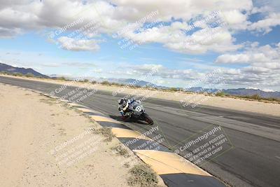 media/Nov-16-2025-Race Pace (Sun) [[8c5fa54630]]/Verified Riders/6-Turn 10 Inside (1145am)/